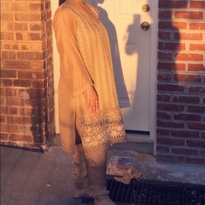 AGHA NOOR SHIRT AND PANTS